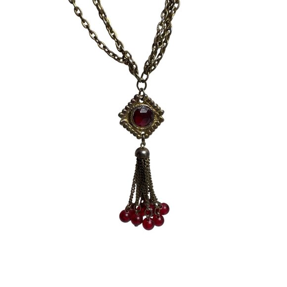 Vintage Gold Tone Multi Chain Necklace Red Glass Accents Tassel Pendant - Picture 2 of 4